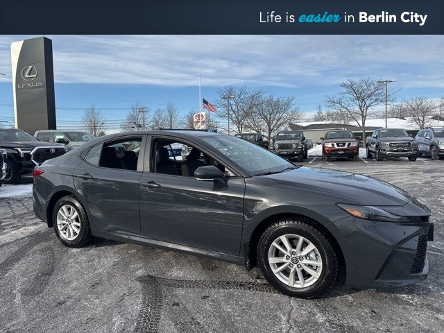 Pre-Owned 2025 Toyota Camry LE 4D Sedan in Portland #TT190922B | Berlin ...