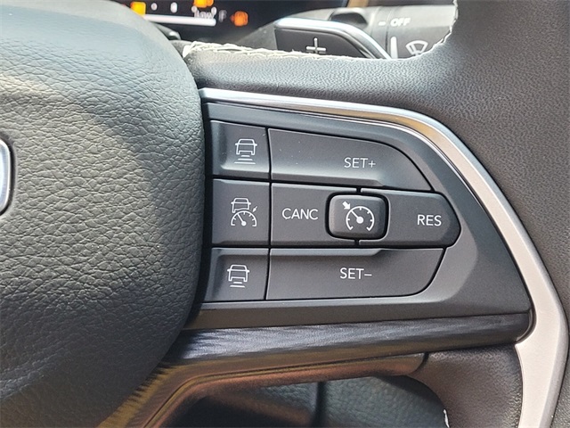 2025 Jeep Grand Cherokee Laredo X photo 19