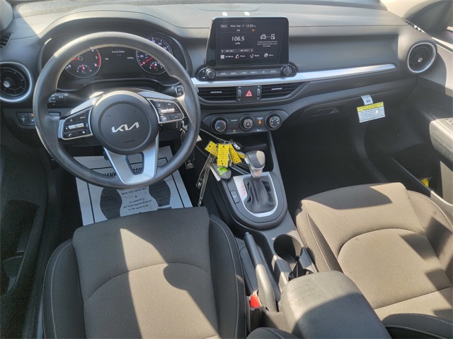 2023 Kia Forte LXS photo 33