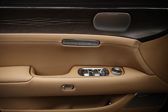 2025 Genesis G90 3.5T AWD photo 11