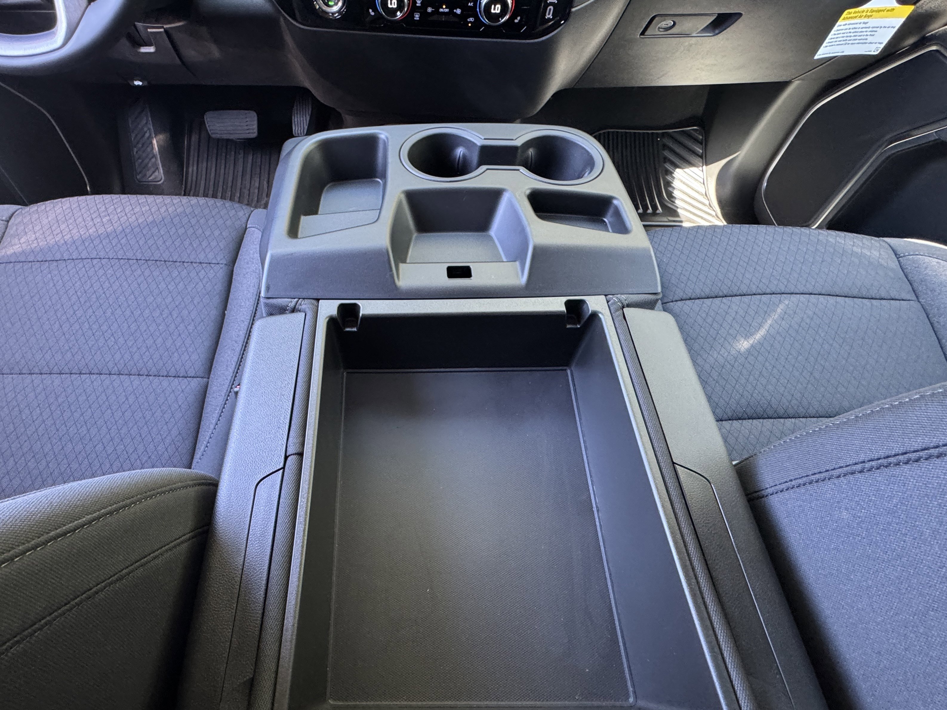 2024 Gmc Sierra 1500 Elevation photo 4