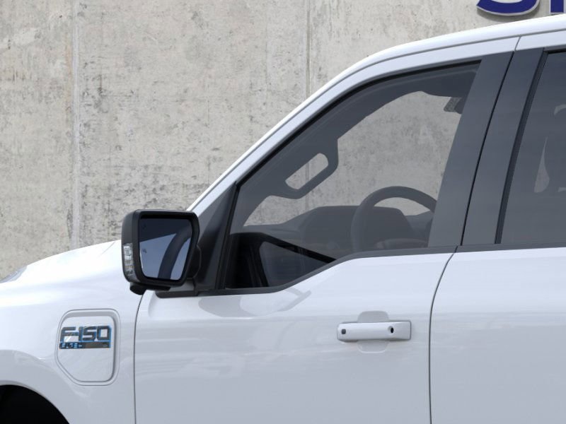 2025 Ford F-150 Lightning photo 20