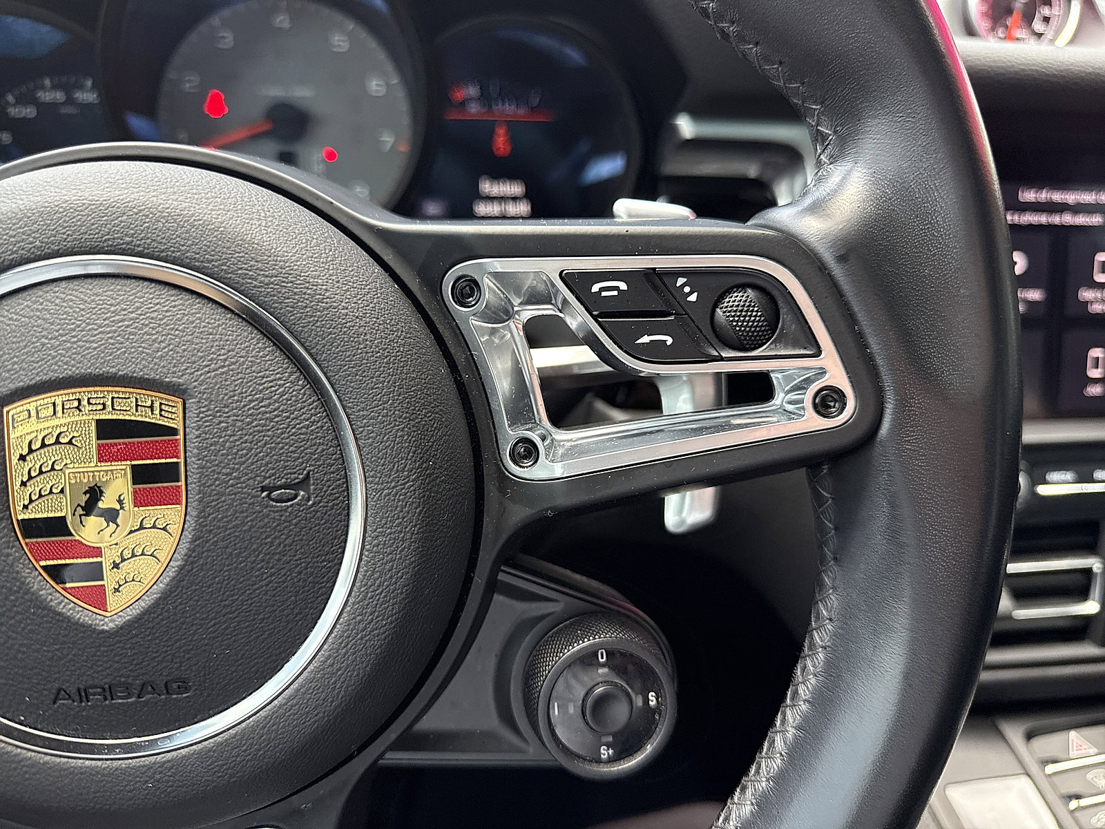 2021 Porsche Macan S photo 20