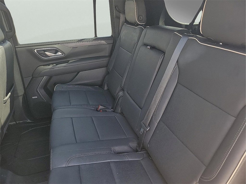 2022 Gmc Yukon XL SLT photo 13