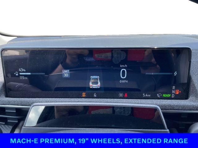 2025 Ford Mustang Mach-E Premium photo 2