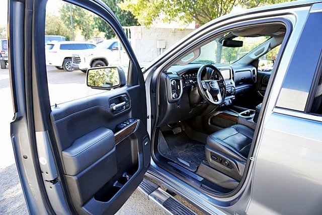 Used 2019 Gray GMC SLT image 41