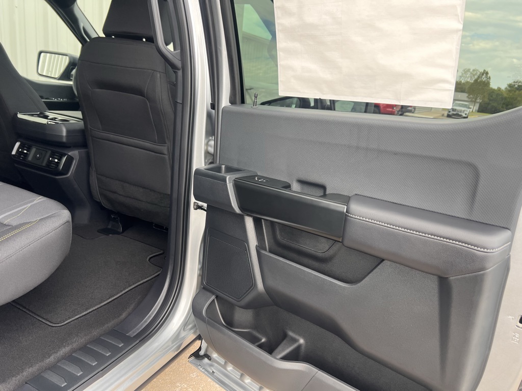 2025 Ford F-150 STX photo 35