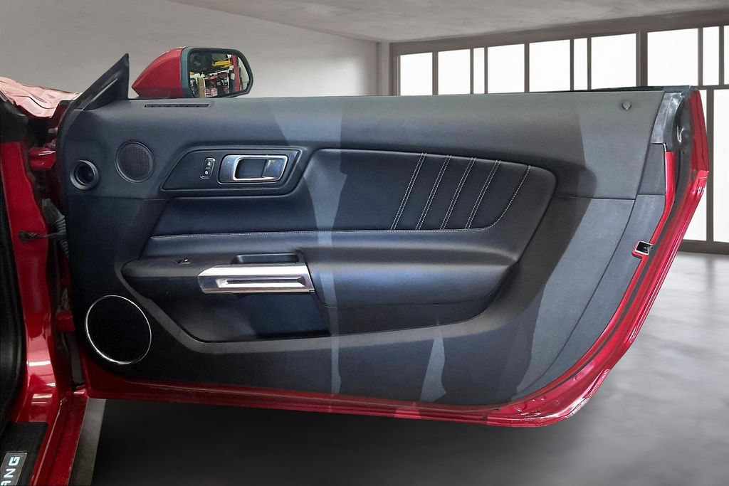 2021 Ford Mustang GT Premium photo 18