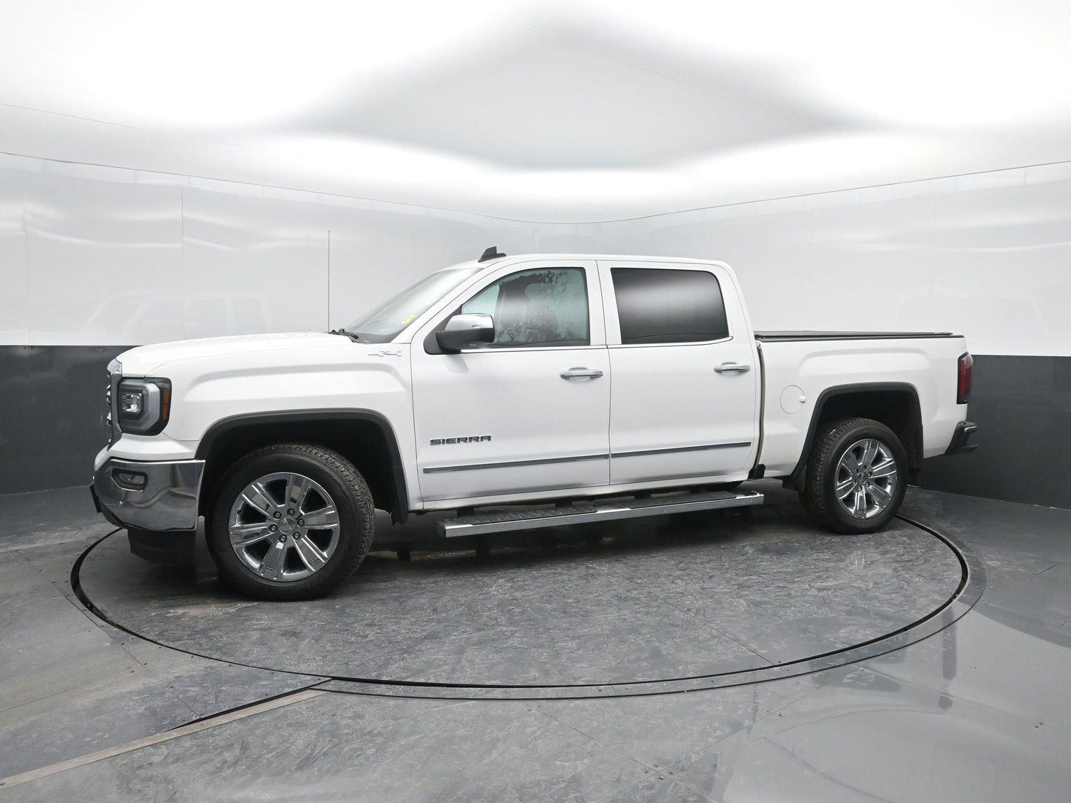 2018 GMC Sierra SLT's photo