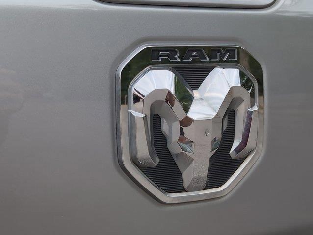 2019 Ram 1500 Big Horn Lone Star photo 31