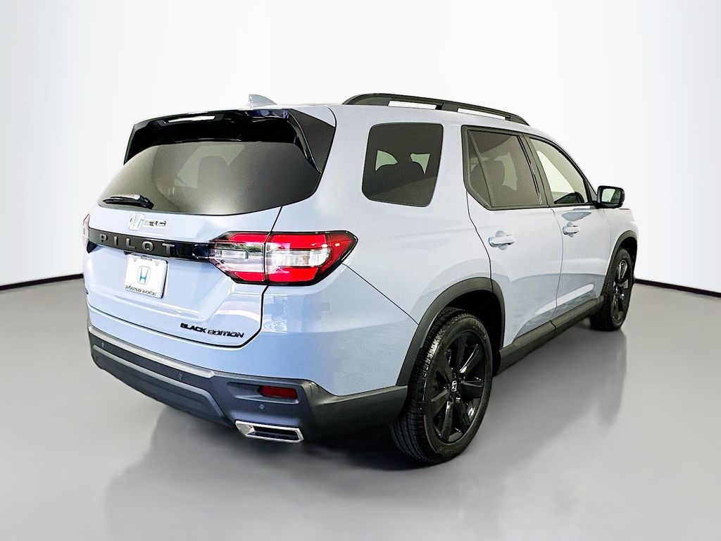 2025 Honda Pilot Black Edition photo 2