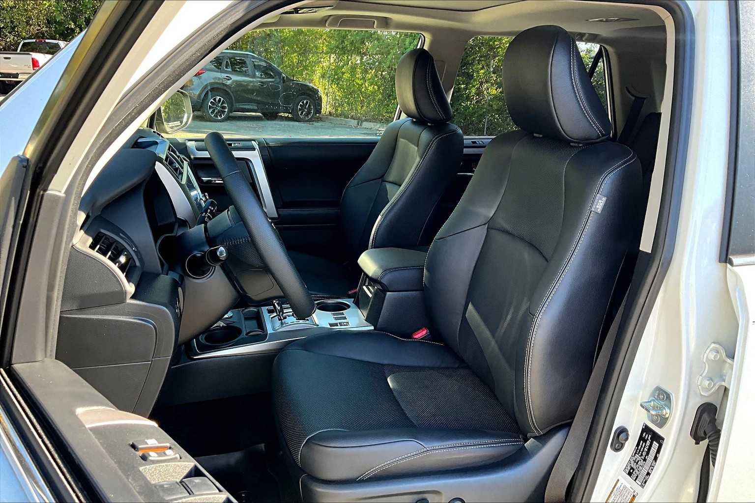 2023 Toyota 4Runner Limited photo 7