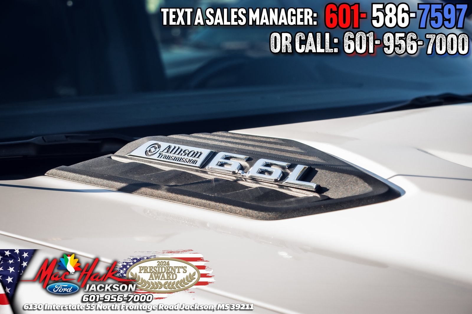 2024 Chevrolet Silverado 2500HD LT photo 2