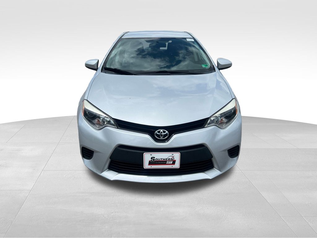 2014 Toyota Corolla LE photo 8