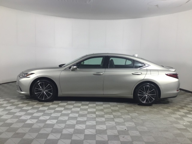 2022 Lexus ES 350 photo 4