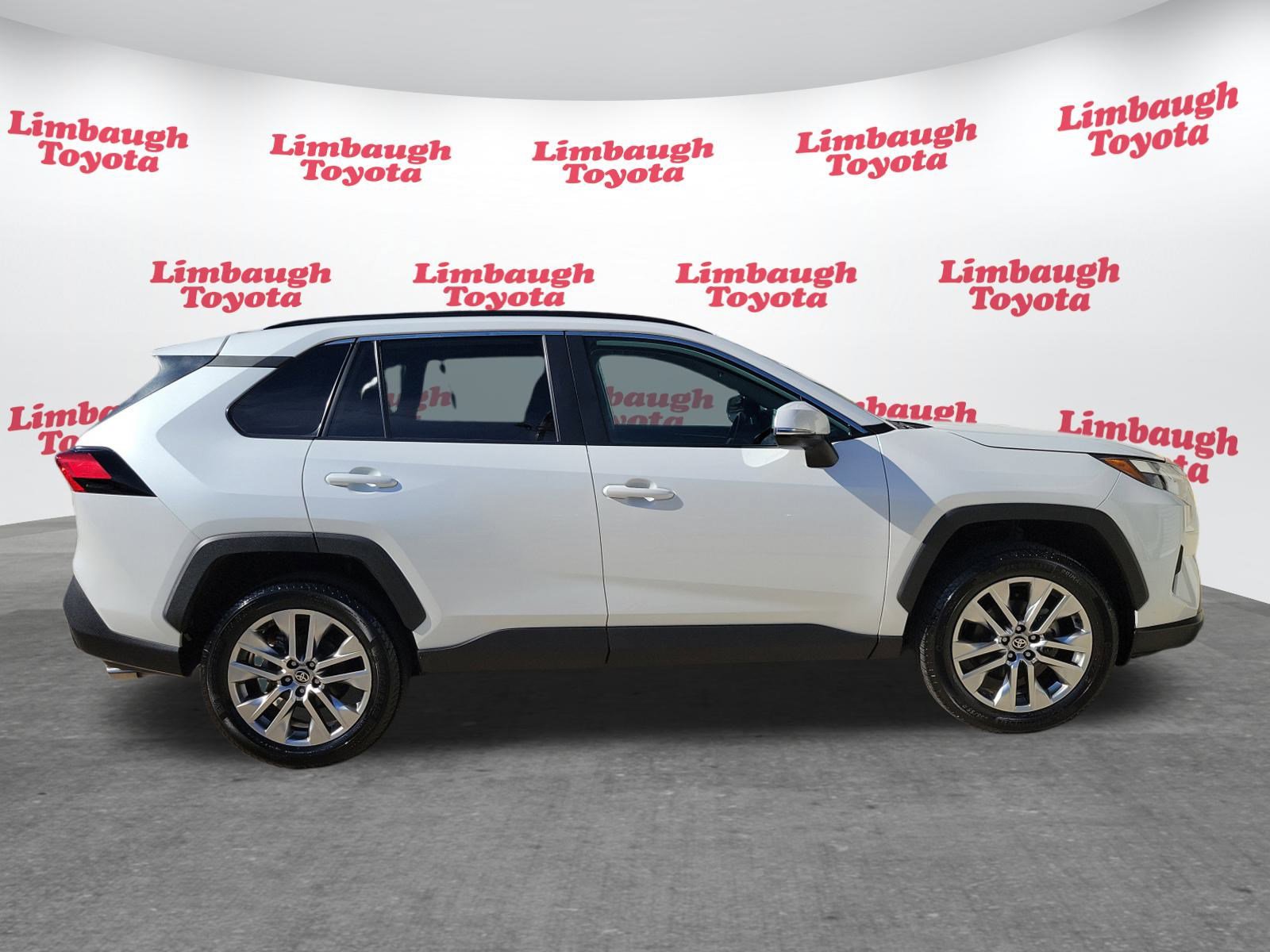 Used 2024 Toyota RAV4 XLE Premium with VIN 2T3C1RFV7RW346606 for sale in Northfield, Minnesota