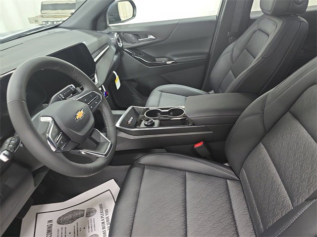 2026 Chevrolet Equinox photo 15