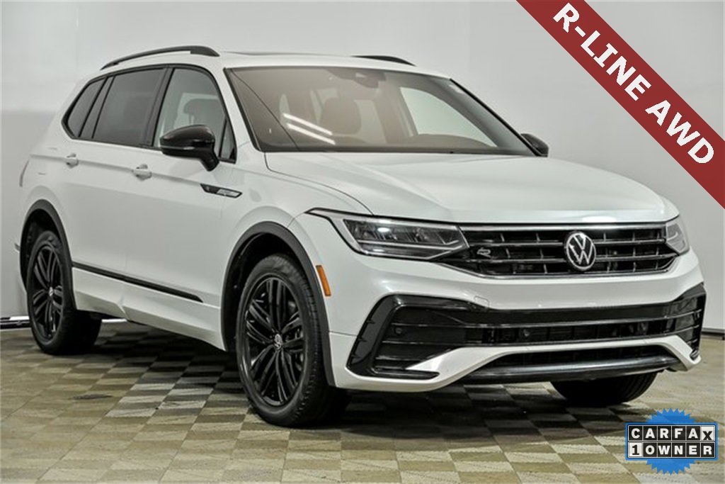2022 Volkswagen Tiguan SE R-LINE BLACK