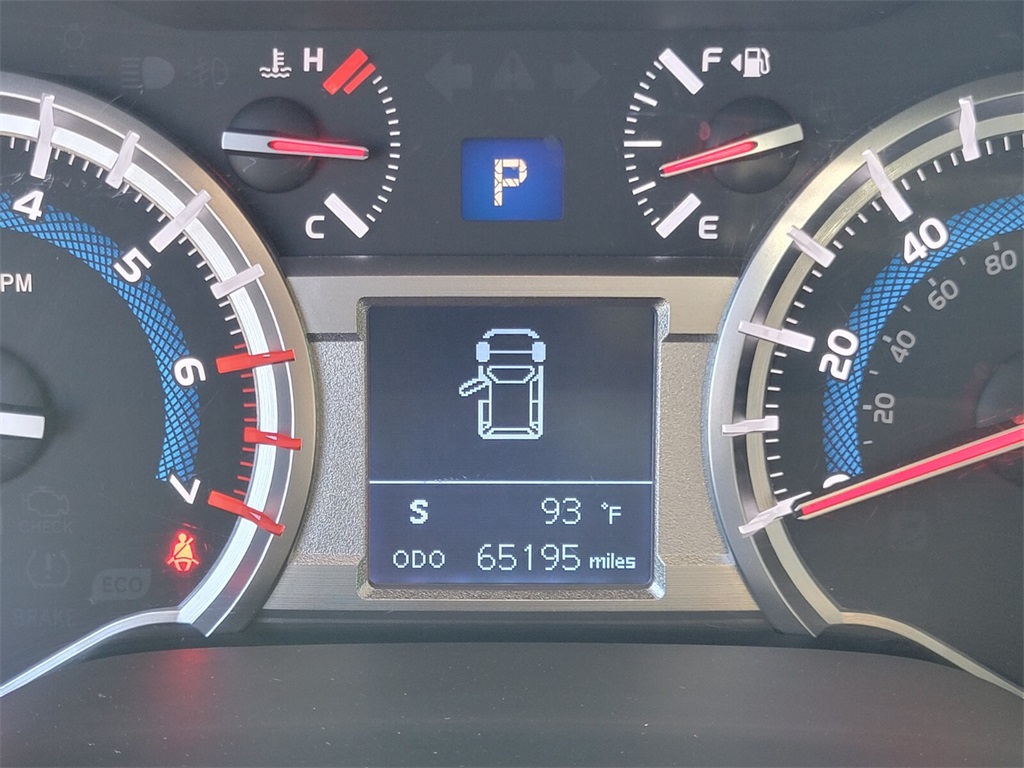 2019 Toyota 4Runner SR5 photo 19
