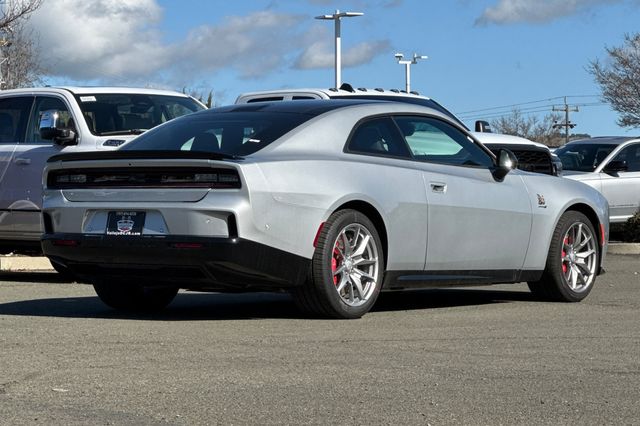 2025 Dodge Charger R/T Scat Pack photo 4