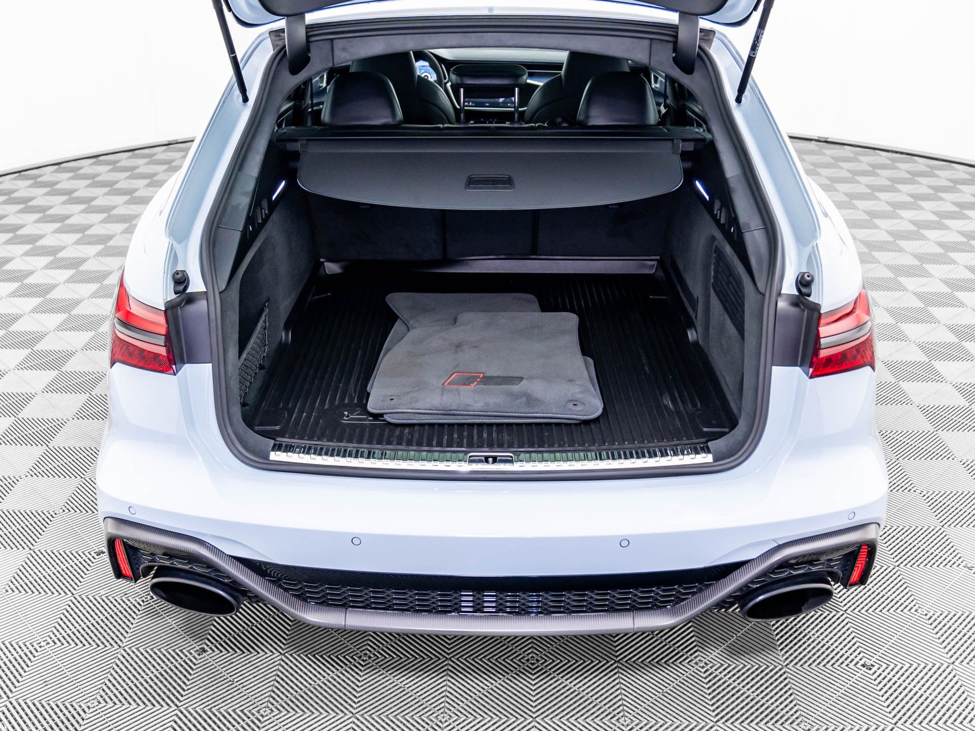 2025 Audi RS 6 Avant Performance Base photo 30