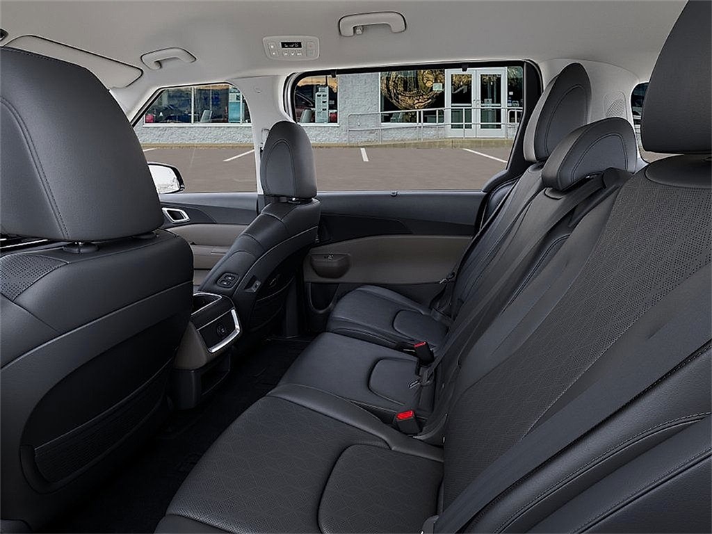 2026 Kia Carnival EX photo 17