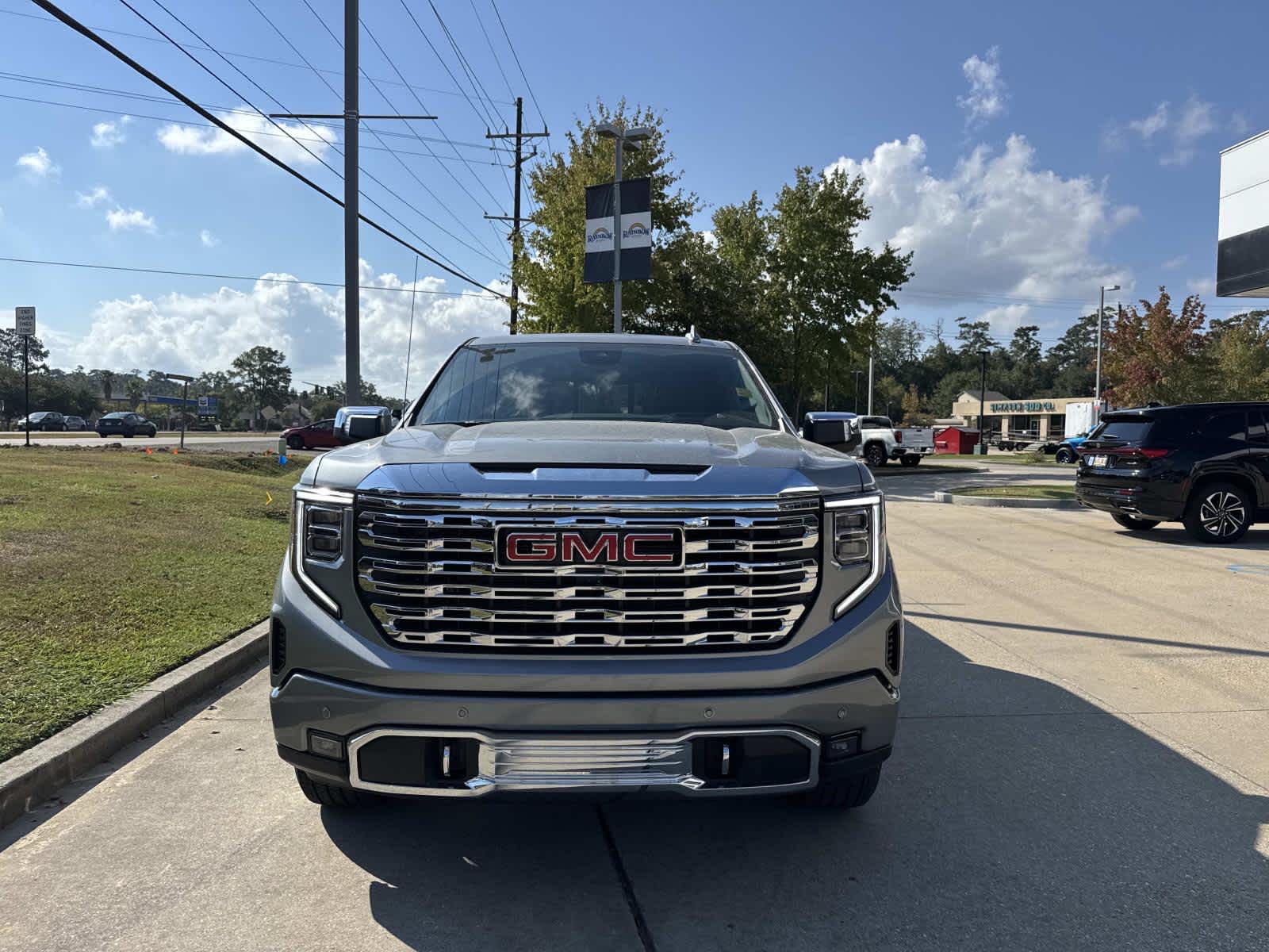2026 Gmc Sierra 1500 Denali photo 2