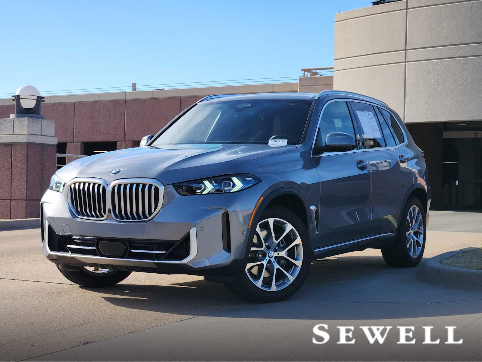 2025 BMW X5 40i's photo