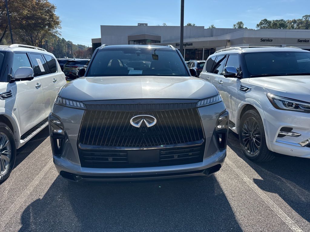 2025 Infiniti QX80 photo 4