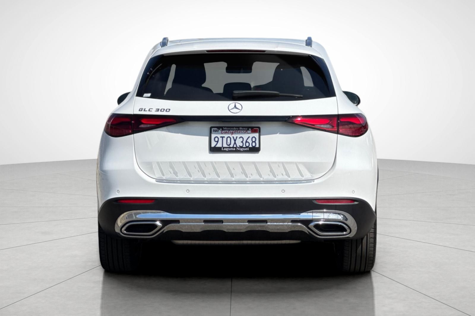 2025 Mercedes Benz GLC 300 photo 6