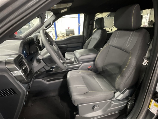 2025 Ford F-150 STX photo 17