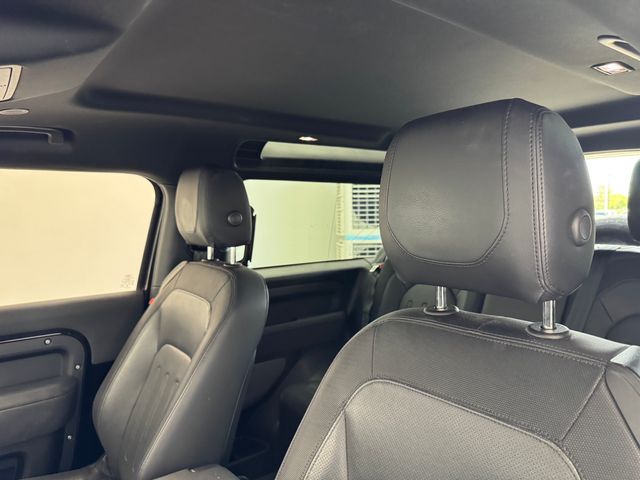 2021 Land Rover Defender 90 X-Dynamic S photo 5