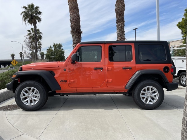 2023 Jeep Wrangler Sport S photo 6
