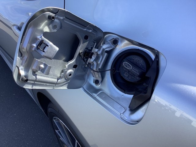 2023 Toyota Camry Hybrid XLE photo 21