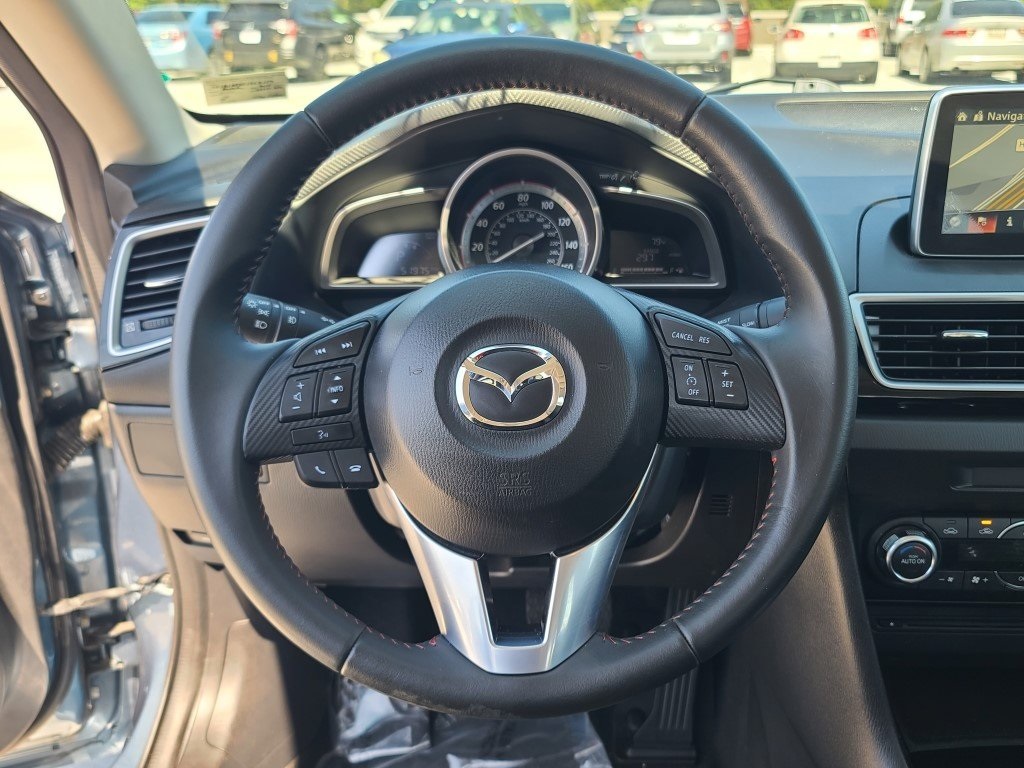 2015 Mazda Mazda3 Touring photo 10