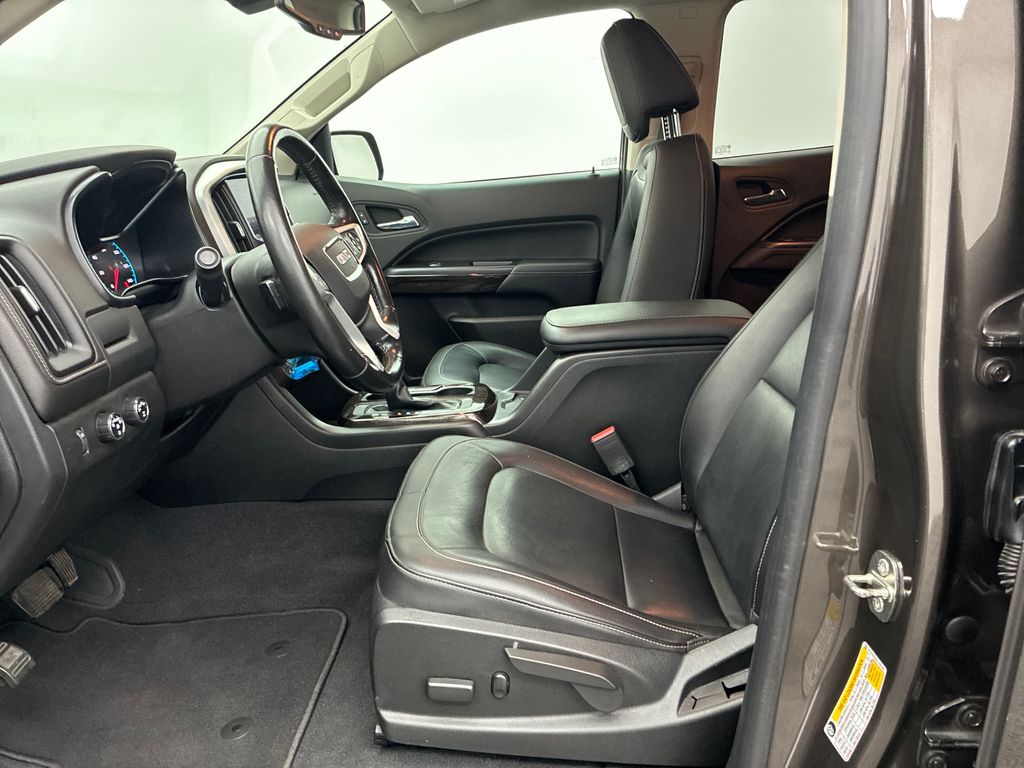2019 Gmc Canyon SLT photo 9