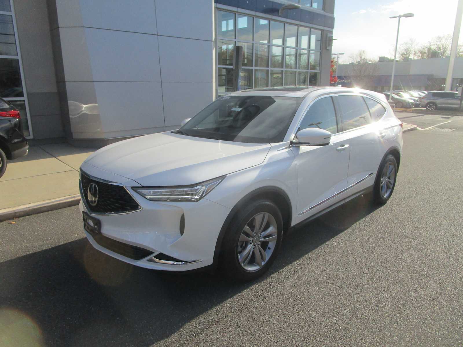 2023 Acura MDX SH-AWD Technology photo 2