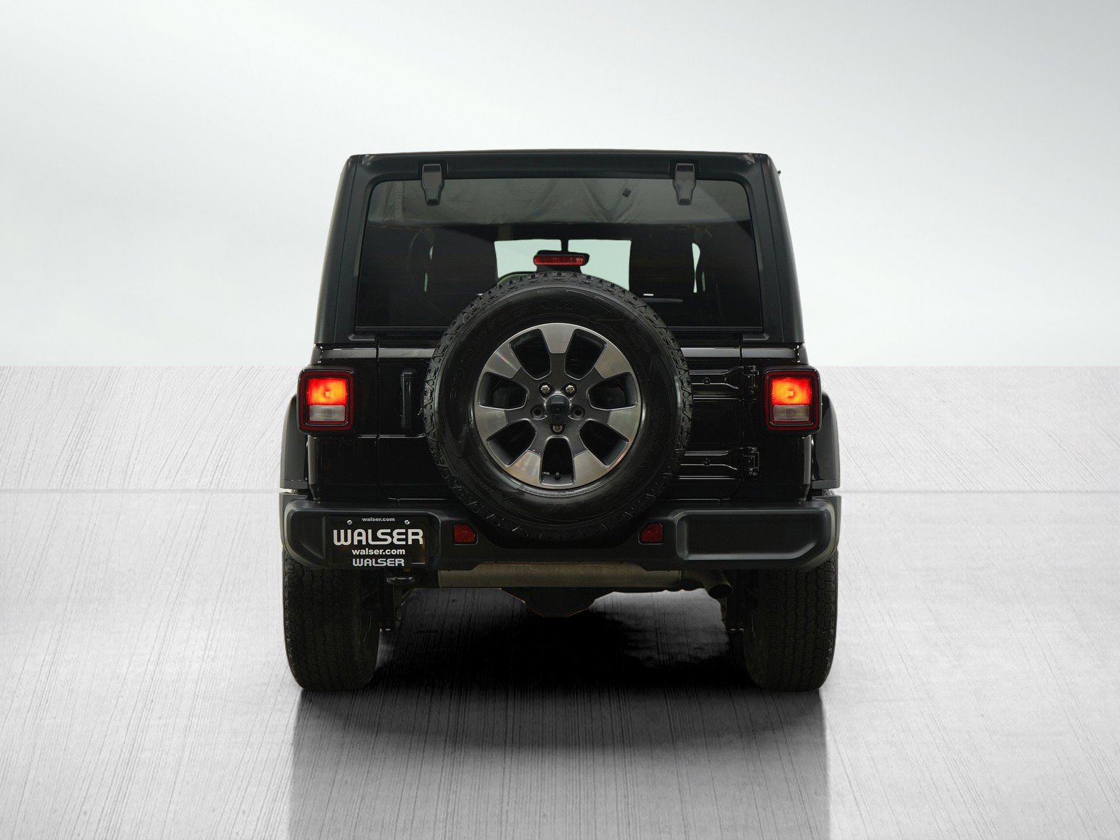 2021 Jeep Wrangler Unlimited Sahara photo 4