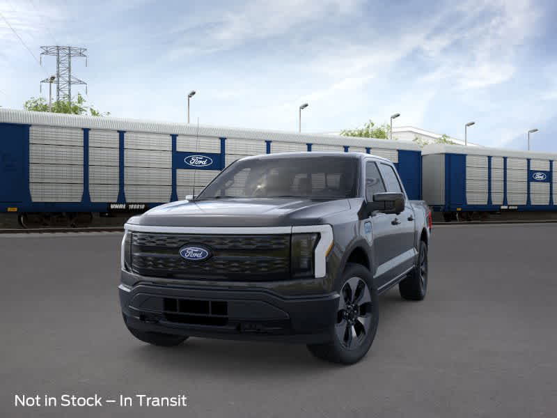 2025 Ford F-150 Lightning Platinum photo 2