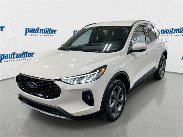 2026 Ford Escape ST-Line Select's photo