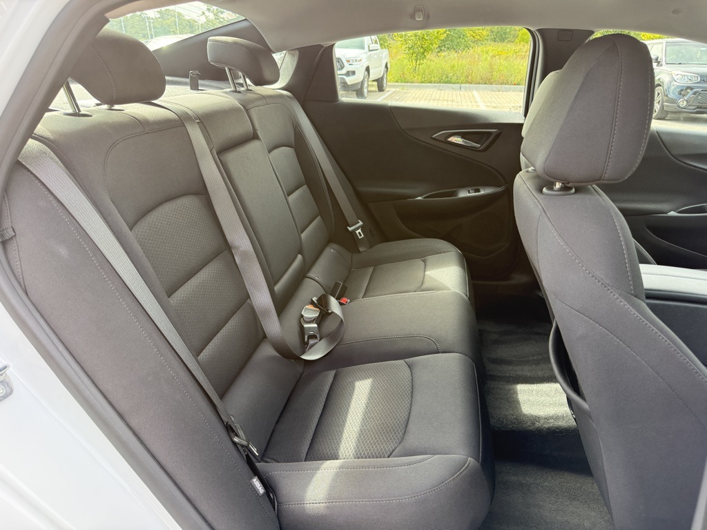 2024 Chevrolet Malibu 1LT photo 23