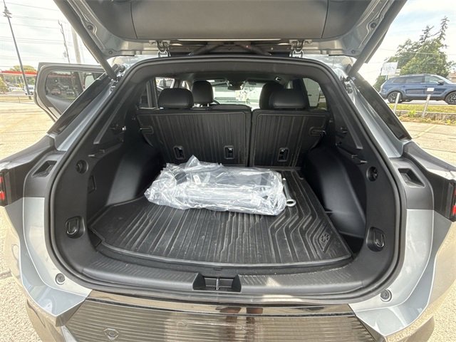 2025 Chevrolet Equinox EV 1LT photo 13