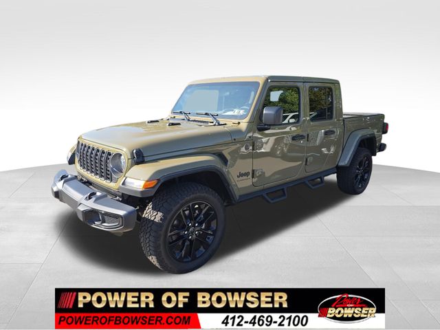 2025 Jeep Gladiator Nighthawk's photo