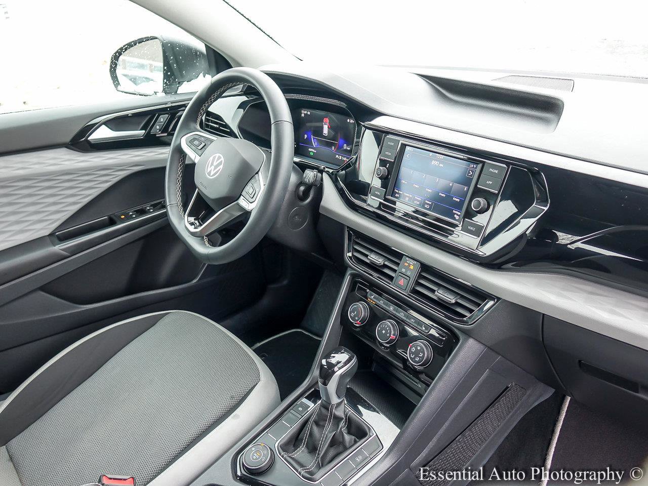 2023 VOLKSWAGEN TAOS - Image 21