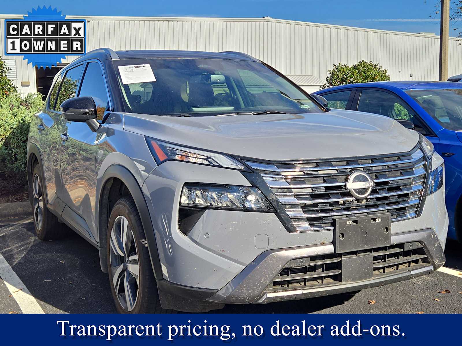 2024 Nissan Rogue SL's photo