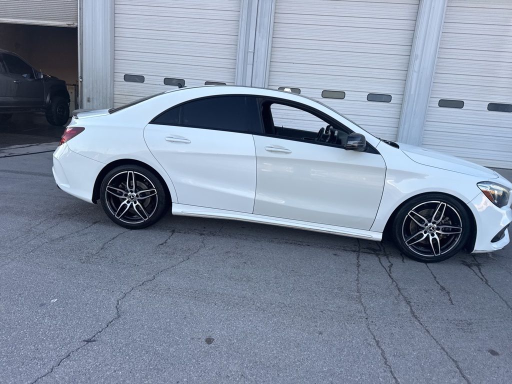2019 Mercedes Benz CLA 250 photo 4