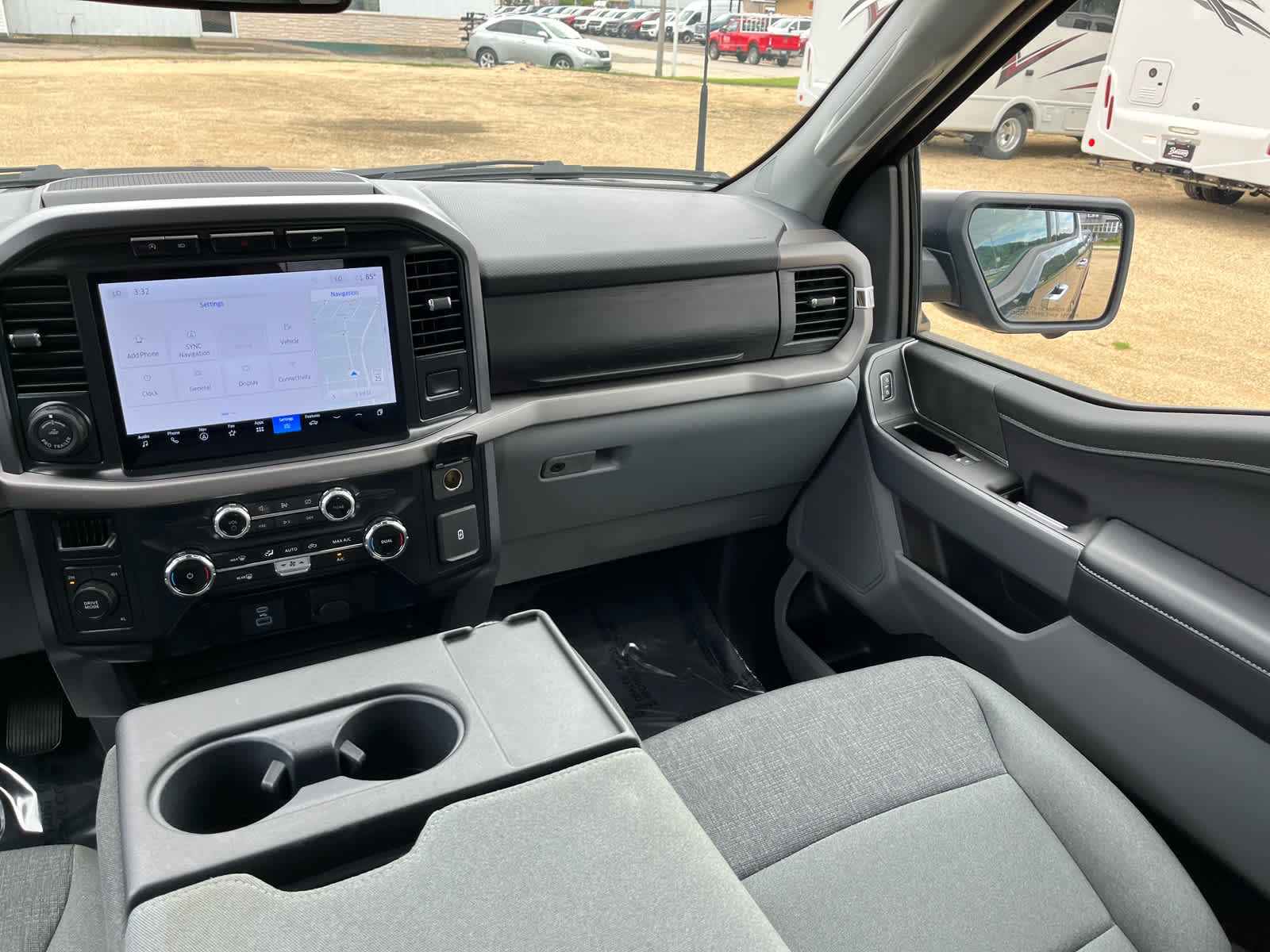 2024 Ford F-150 XLT photo 21