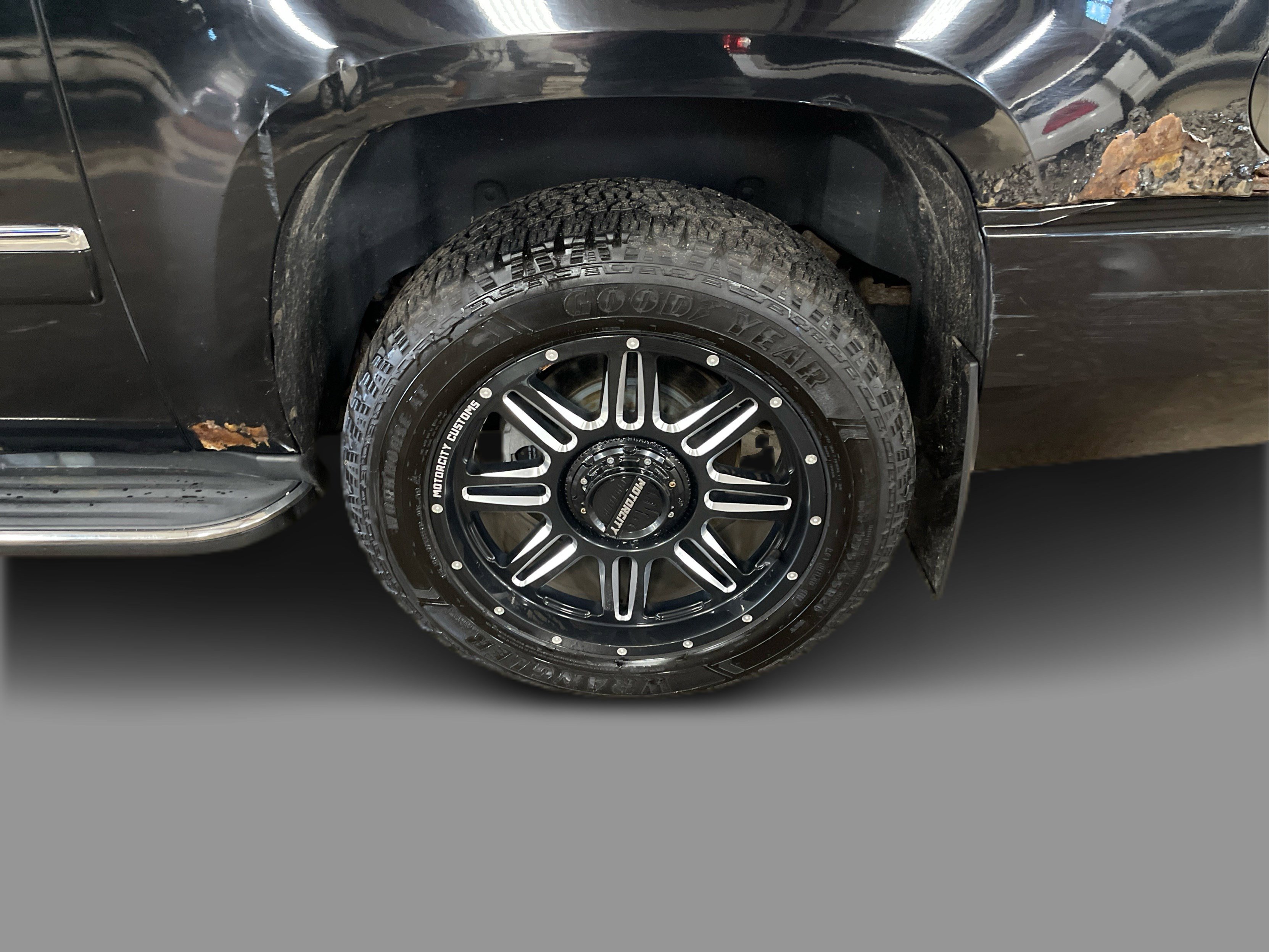 2011 Gmc Yukon XL Denali photo 12