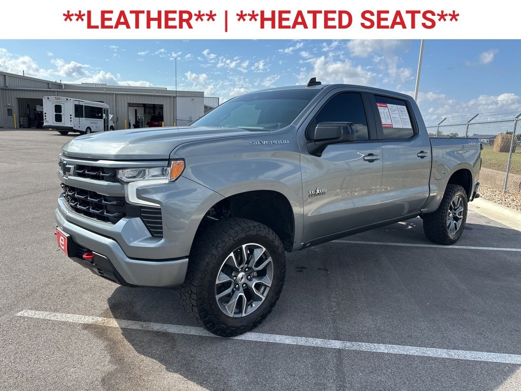 2024 Chevrolet Silverado 1500 RST photo 3