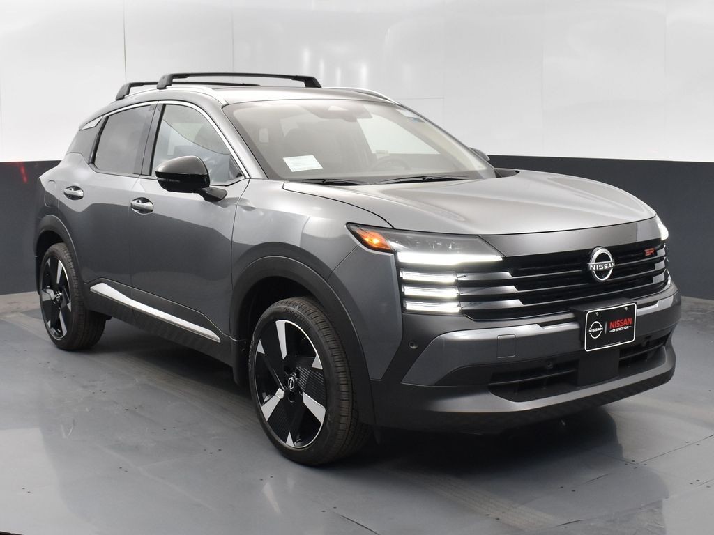 2026 Nissan KICKS SR AWD's photo